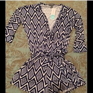 Adorable knot romper new with tags